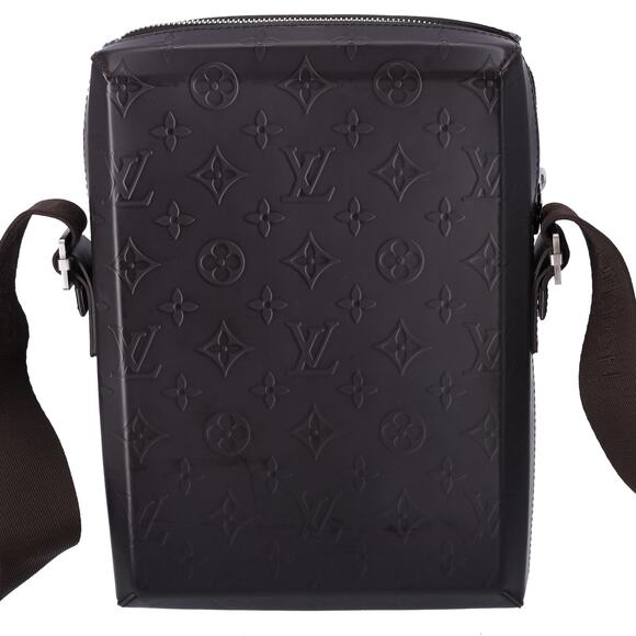 Louis Vuitton Bobby Messenger LV Monogram Embossed Glace Cafe M46520 - Picture 3 of 9